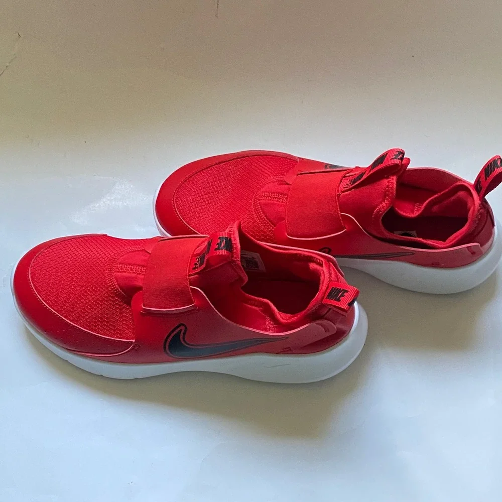 NIKE FLEX RUNNER 3 (GS)  Red /White, Kids Running Shoes Size 7Y FN1294-600 NWOB